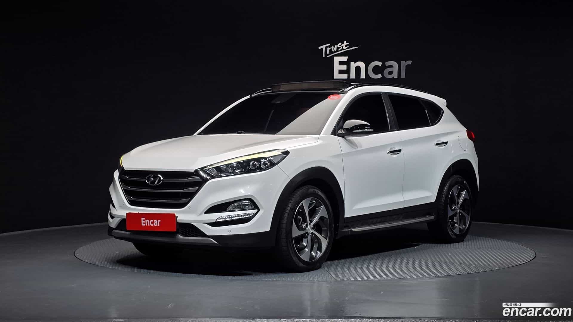 Tucson Hyundai 2018.1-OUTER-001