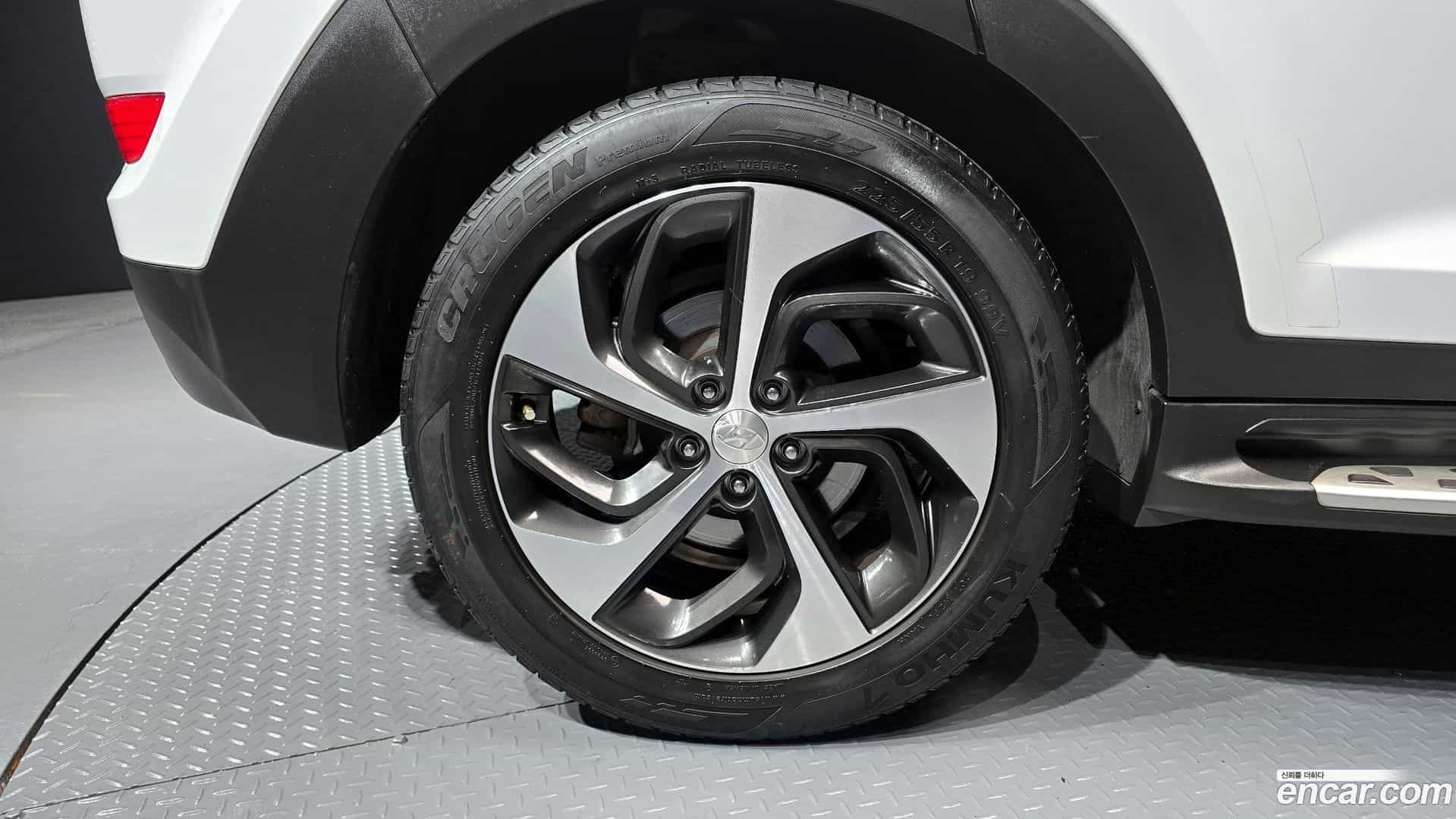 Tucson Hyundai 2018.1-OUTER-005