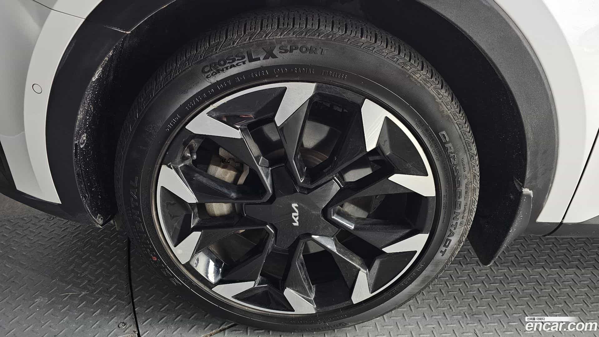 Sorento Kia 2023.9-OUTER-005
