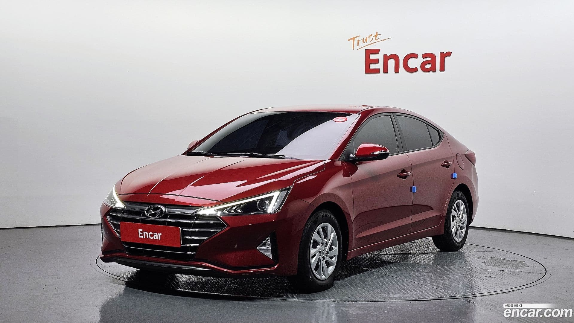 Main__Slider__Photo:AVANTE Hyundai 2019.10-0