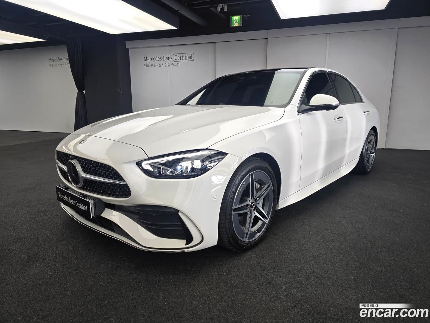 Main__Slider__Photo:C-Class Mercedes-Benz 2024.7-0