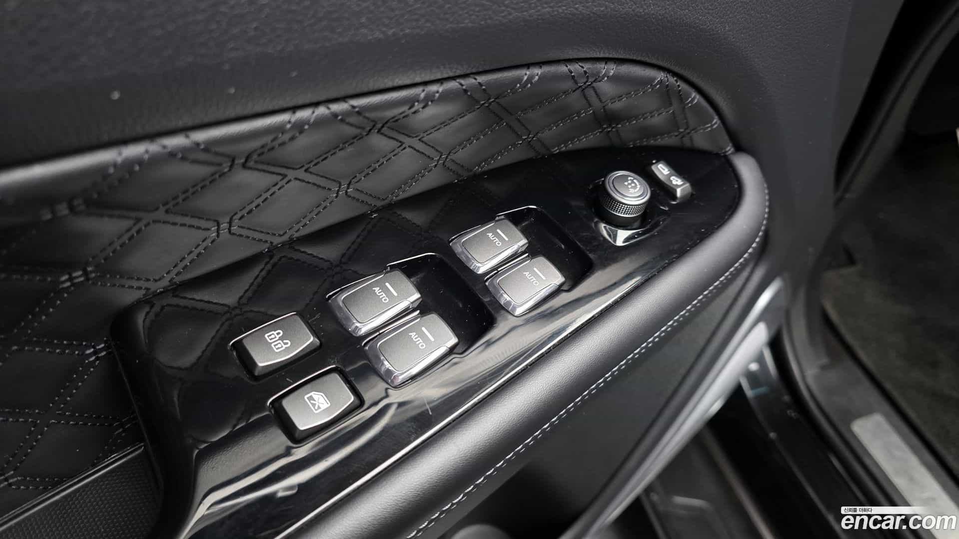 Rexton KG Mobility 2021.3-OPTION-018