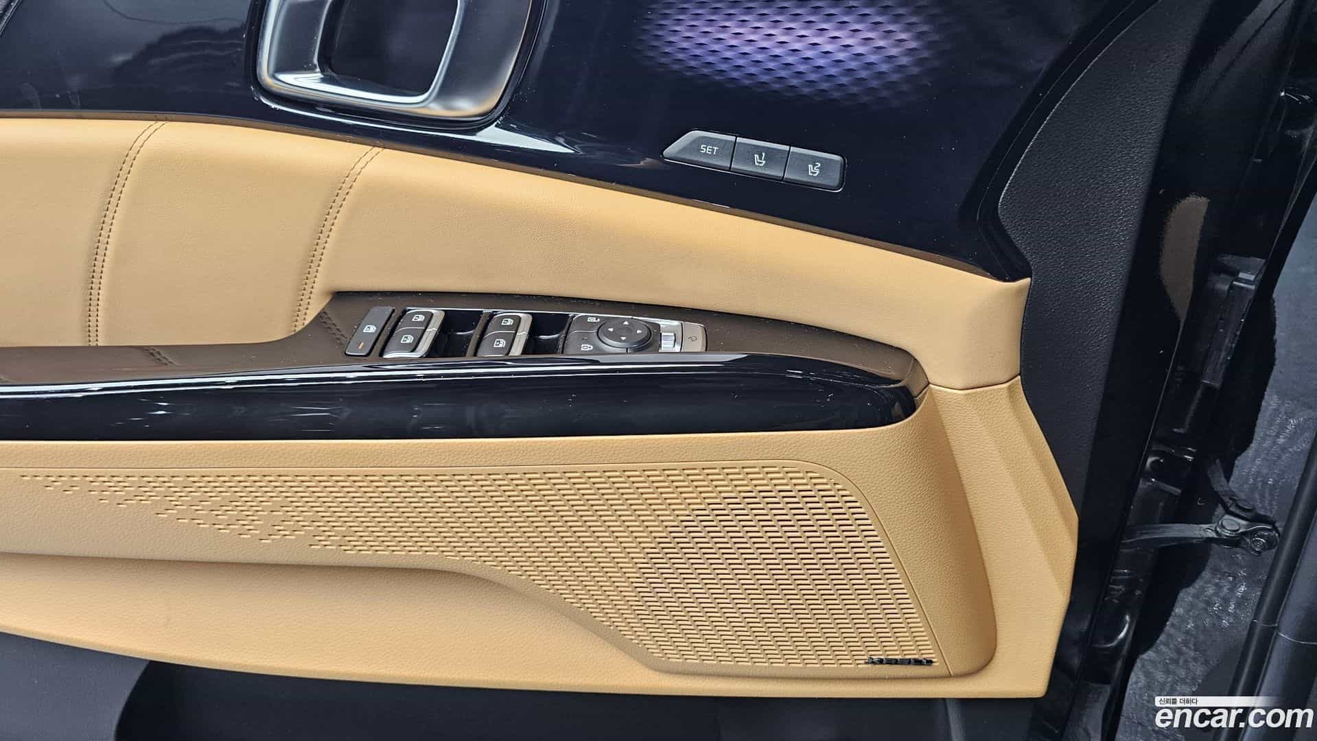 Canival Kia 2023.3-OPTION-018