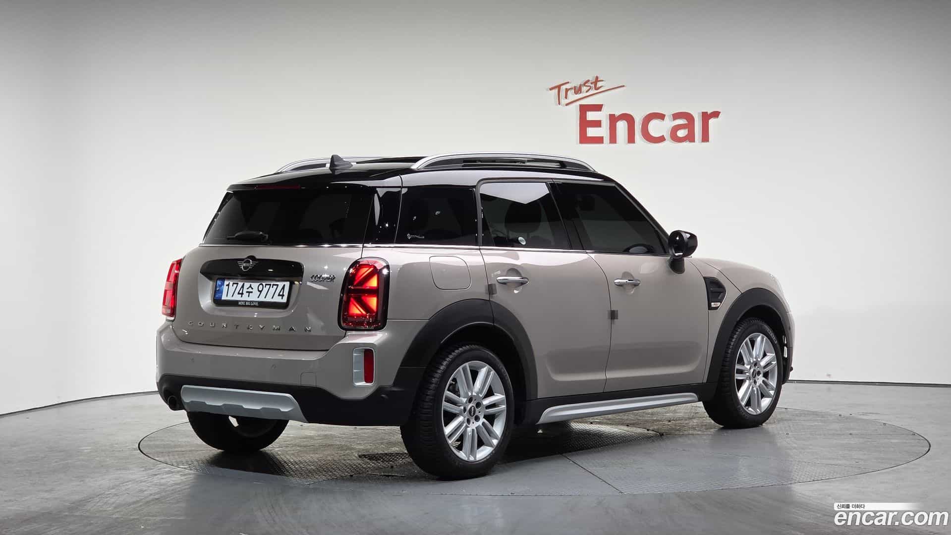 Countryman Mini 2022.11-OUTER-002