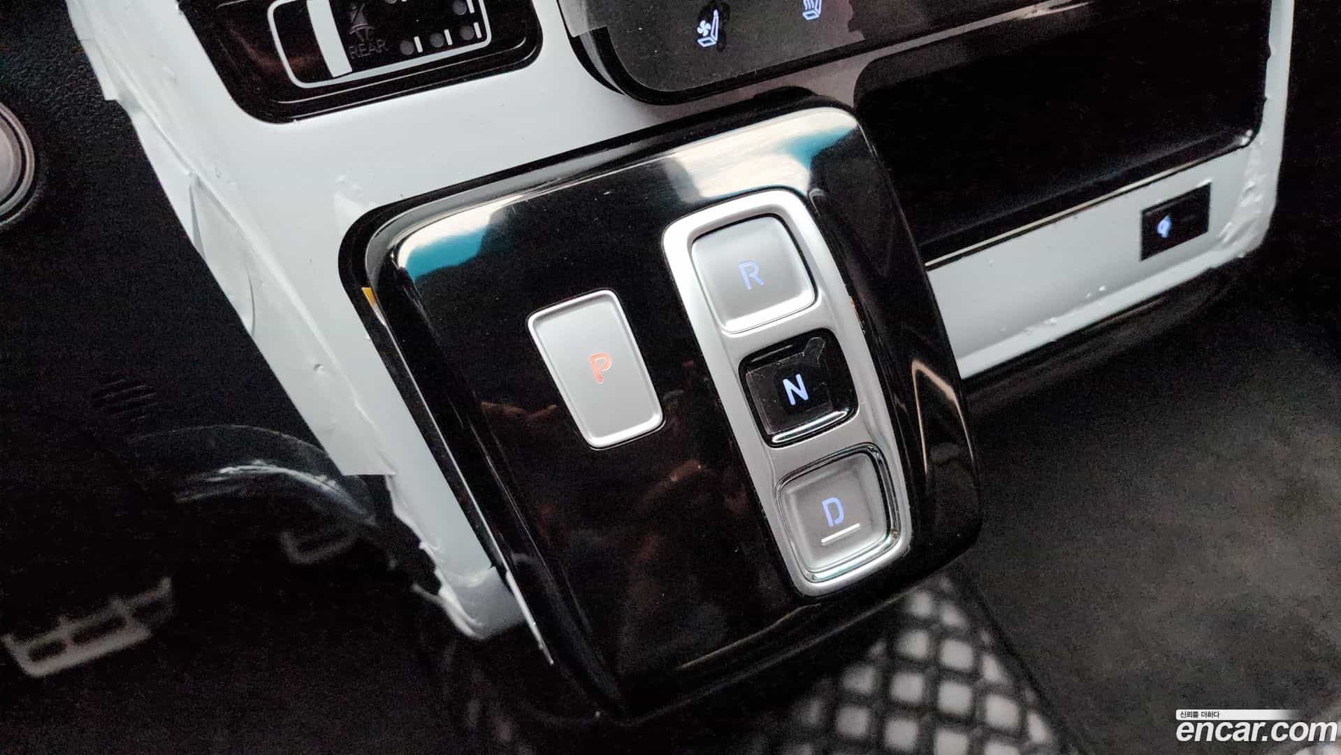 Staria Hyundai 2021.10-INNER-009