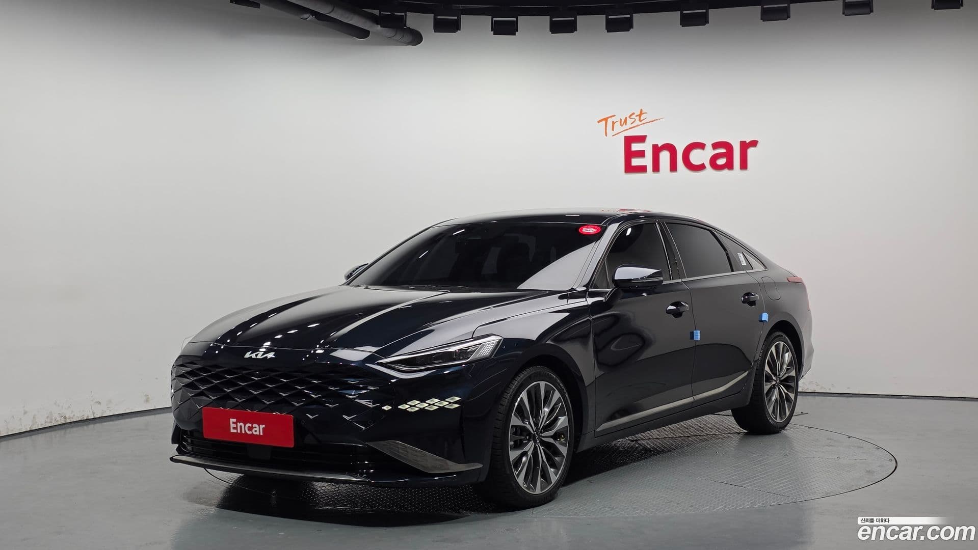 Main__Slider__Photo:K8 Kia 2021.10-0