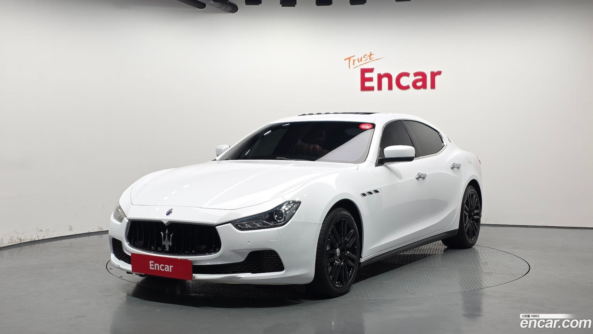 Main__Slider__Photo:Ghibli Maserati 2016.3-0