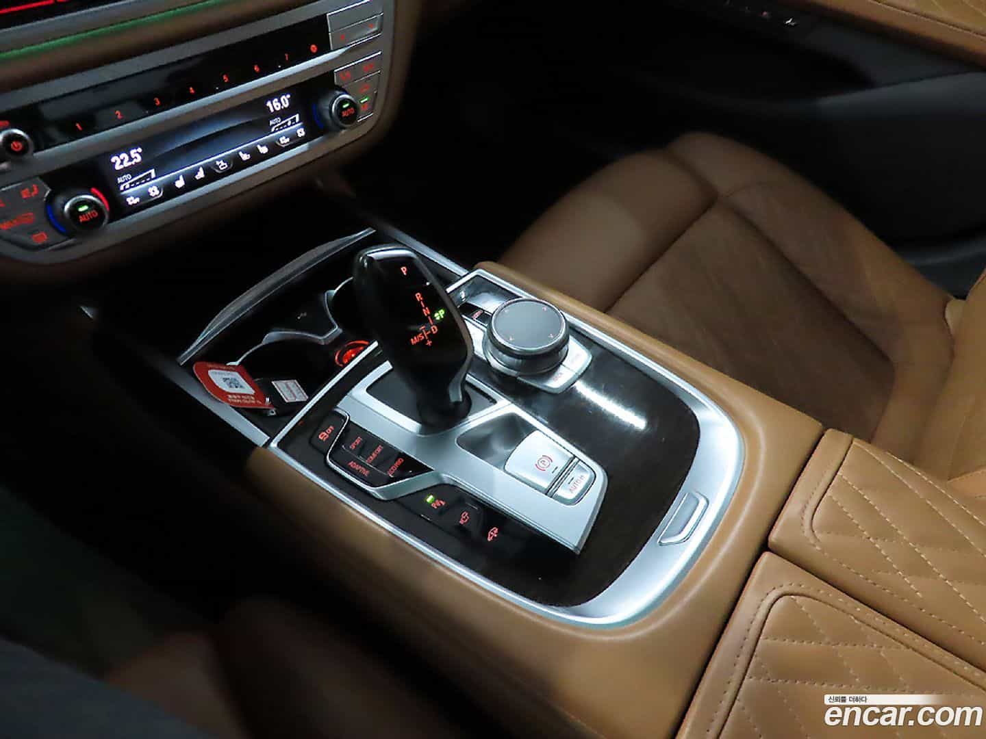 7-Series BMW 2022.8-OPTION-018