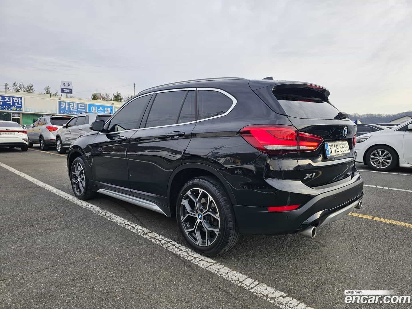 X1 BMW 2021.0-INNER-006