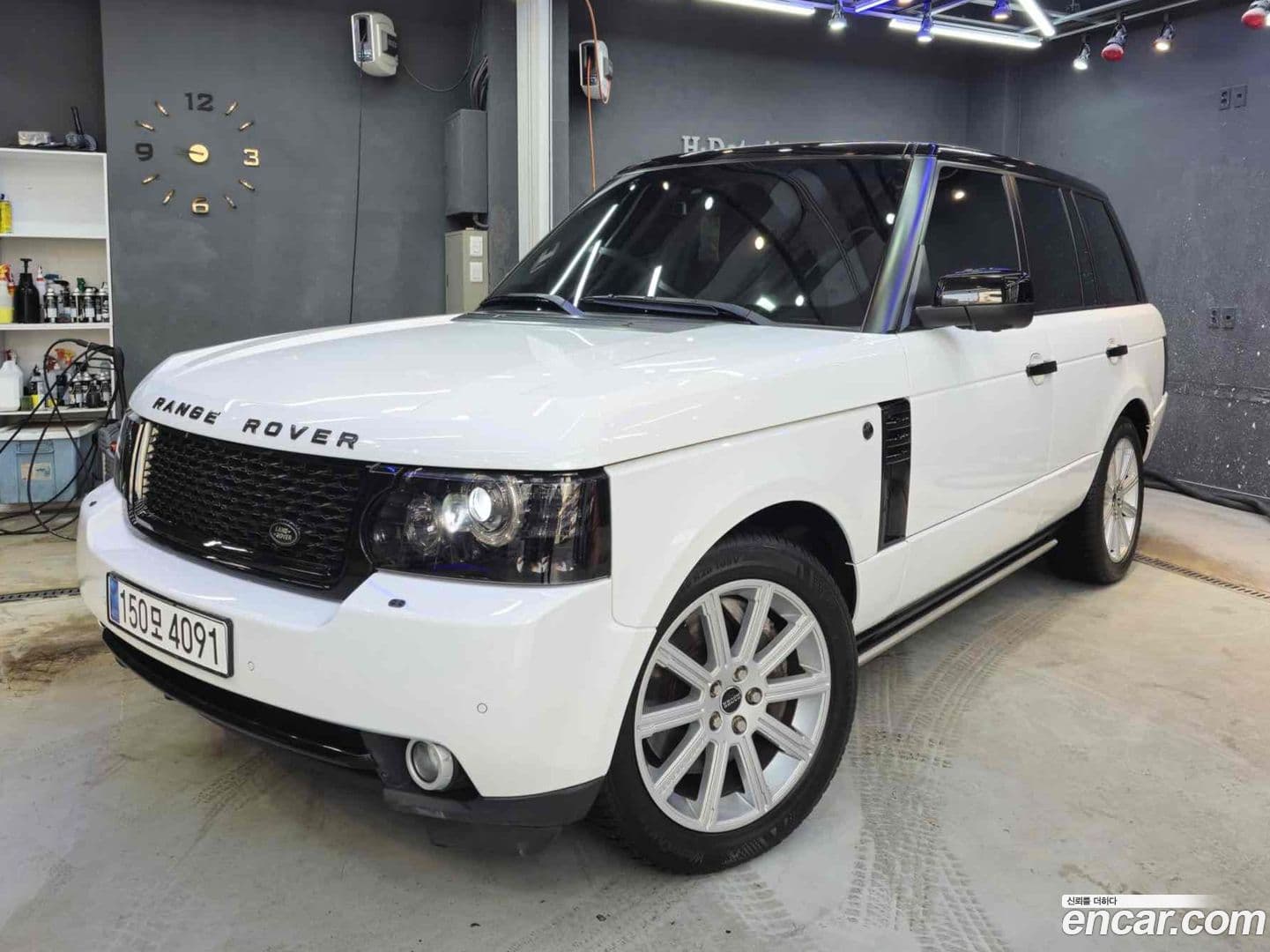Main__Slider__Photo:Range Rover Land Rover 2012.7-0