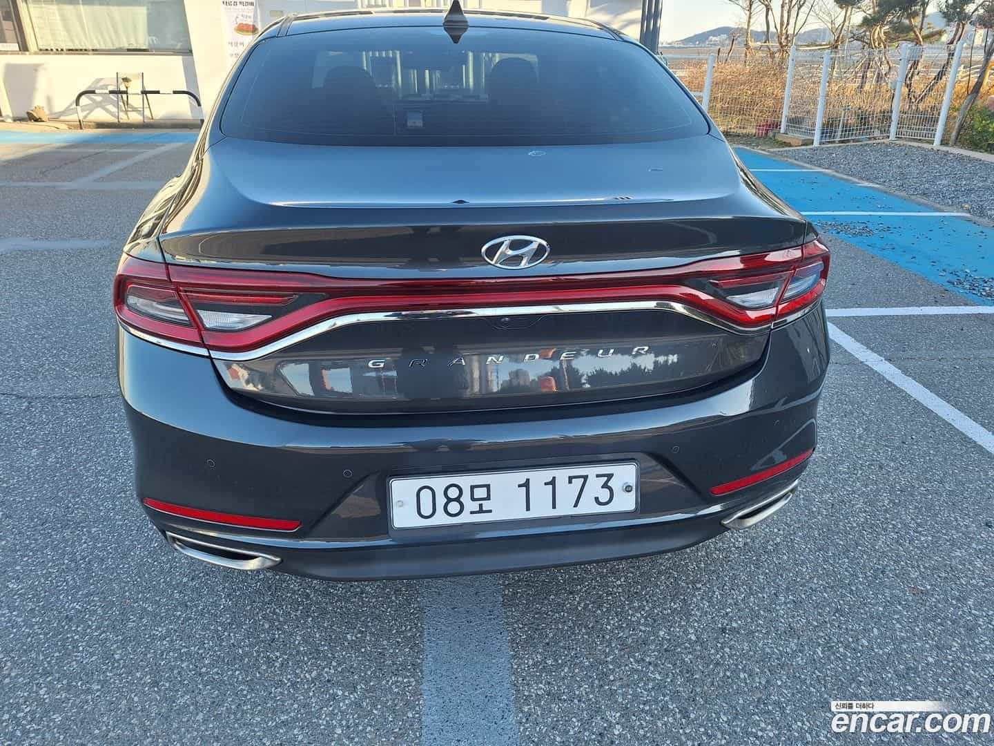 Grandeur Hyundai 2018.0-OUTER-004