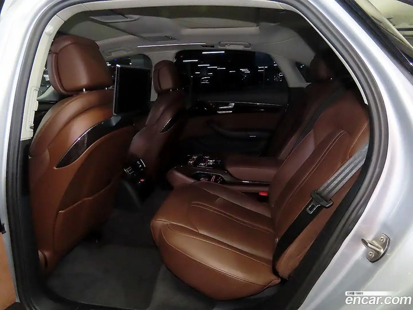 A8 Audi 2014.10-INNER-007