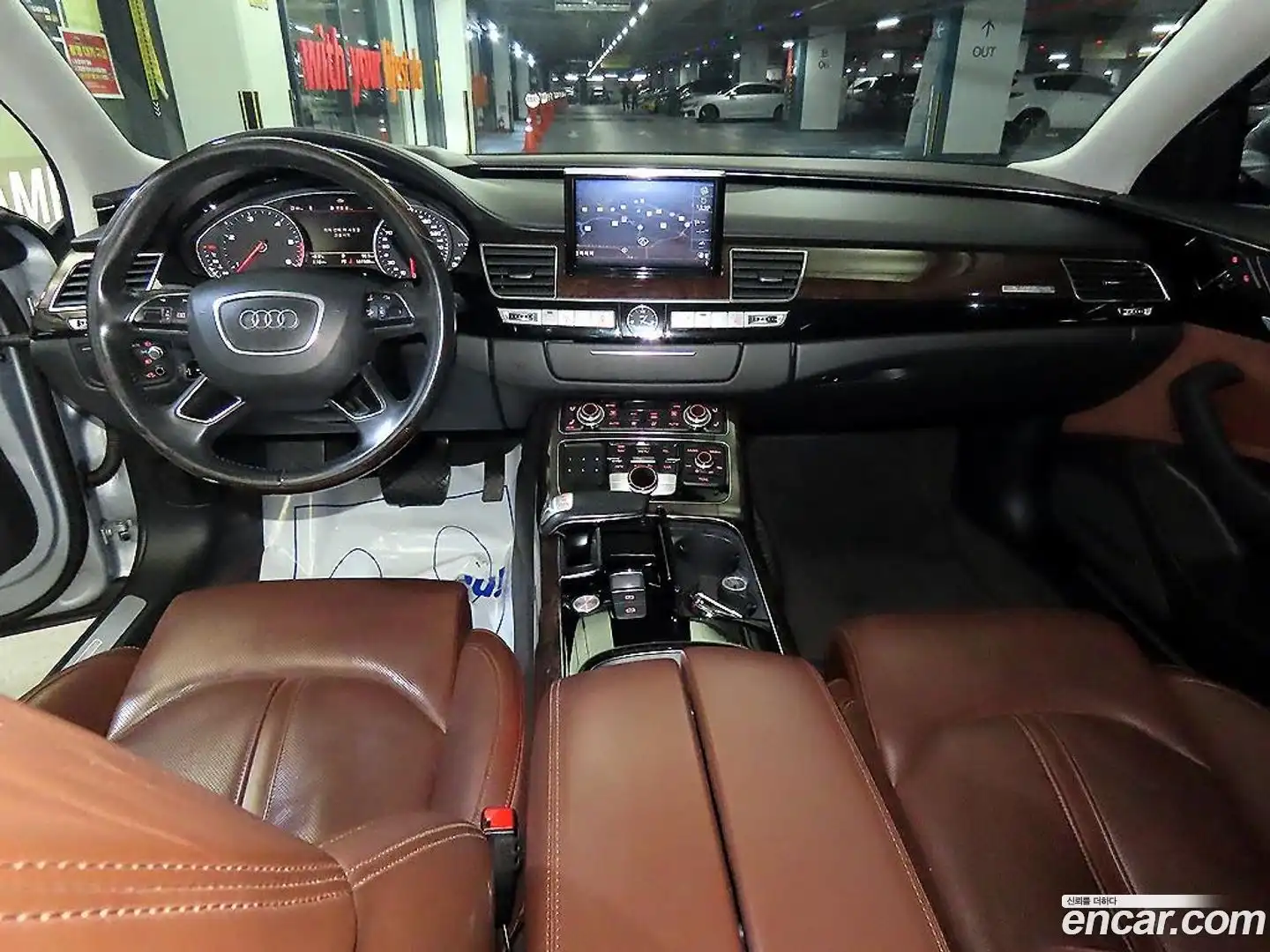 A8 Audi 2014.10-INNER-010