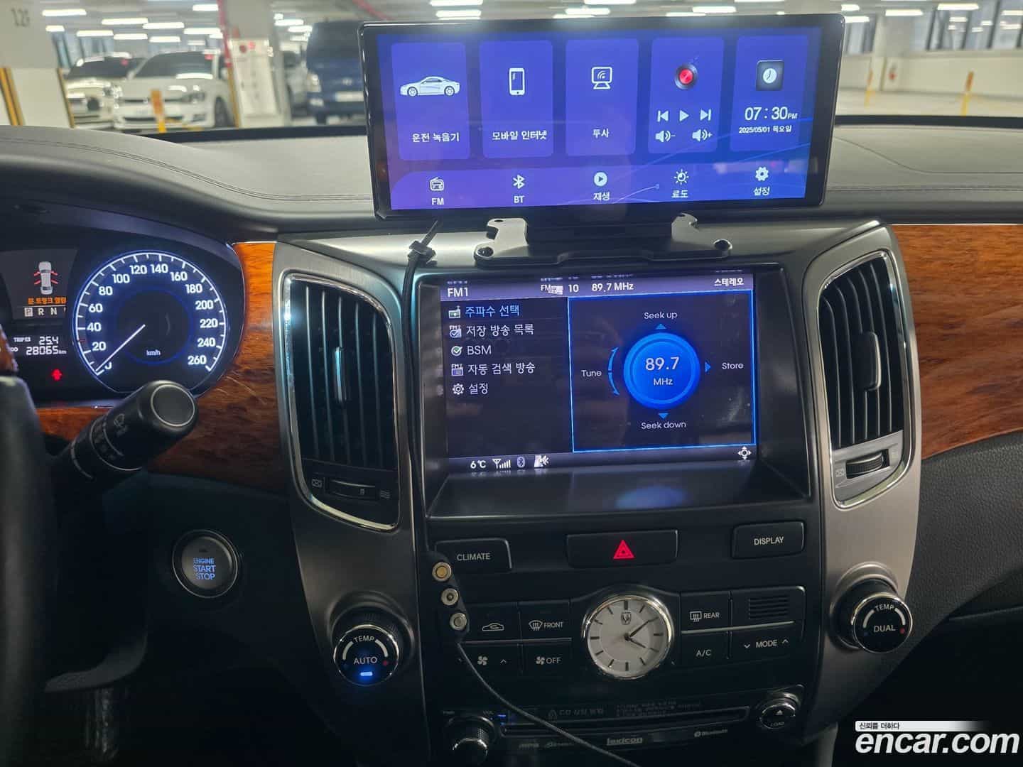 Equus Hyundai 2011.0-OPTION-017
