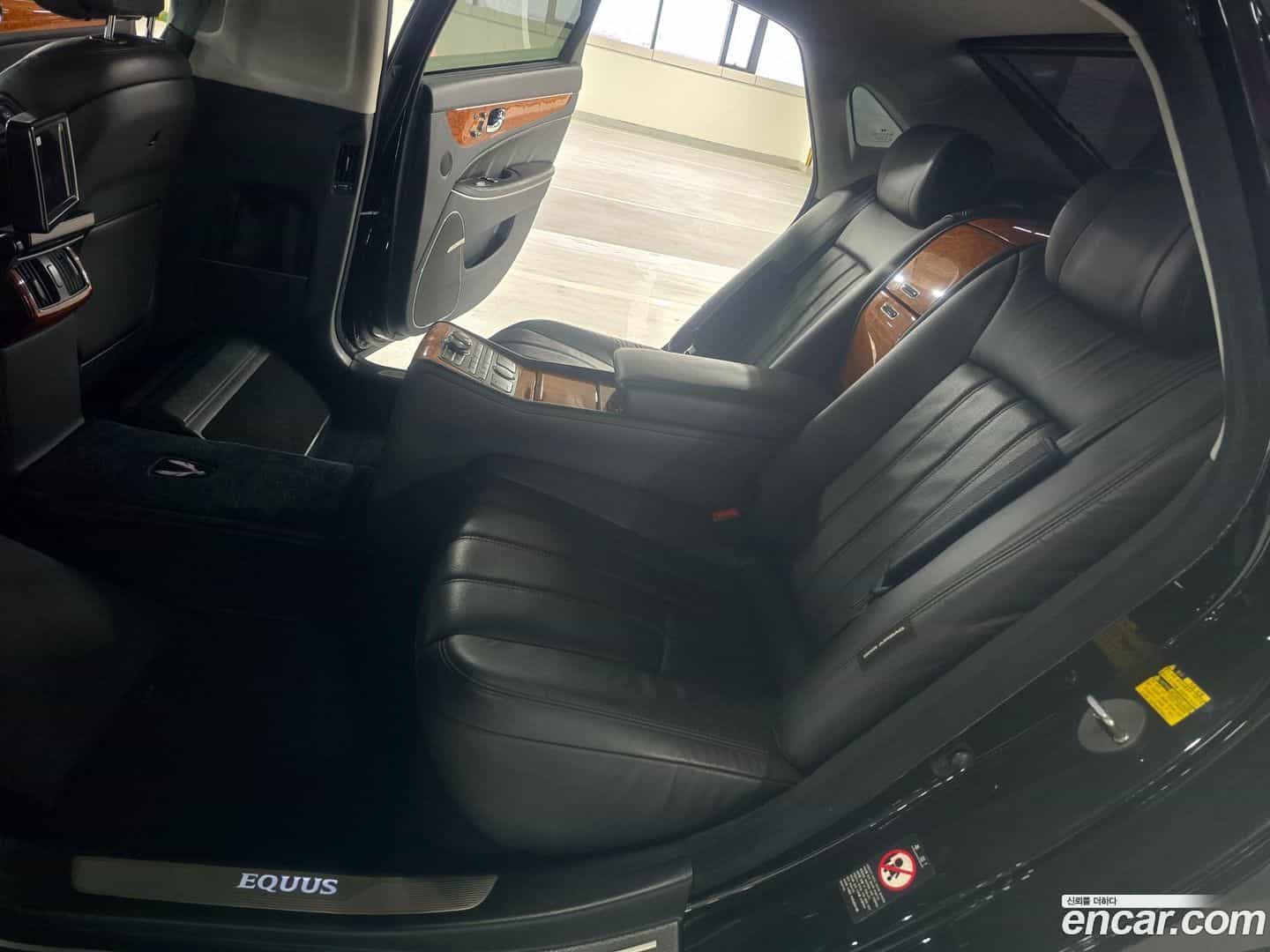 Equus Hyundai 2011.0-OPTION-021