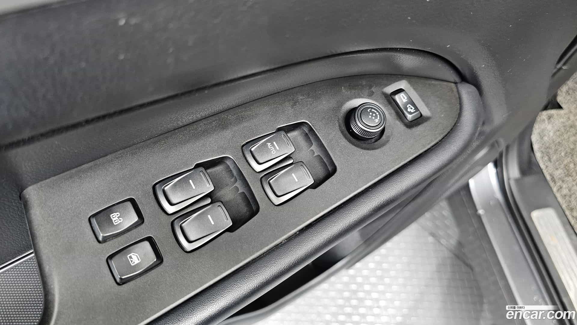 Rexton KG Mobility 2019.0-OPTION-018