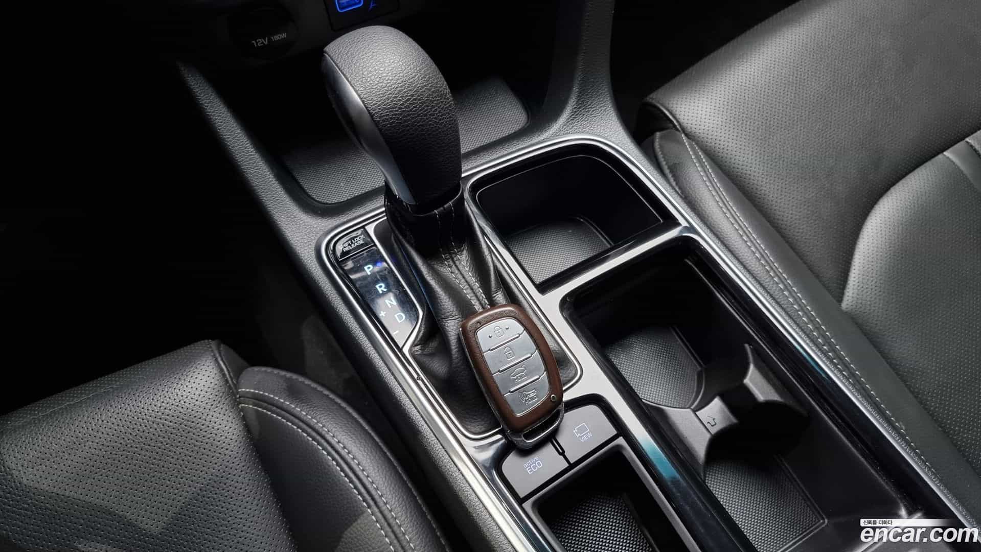 Sonata Hyundai 2019.0-INNER-009