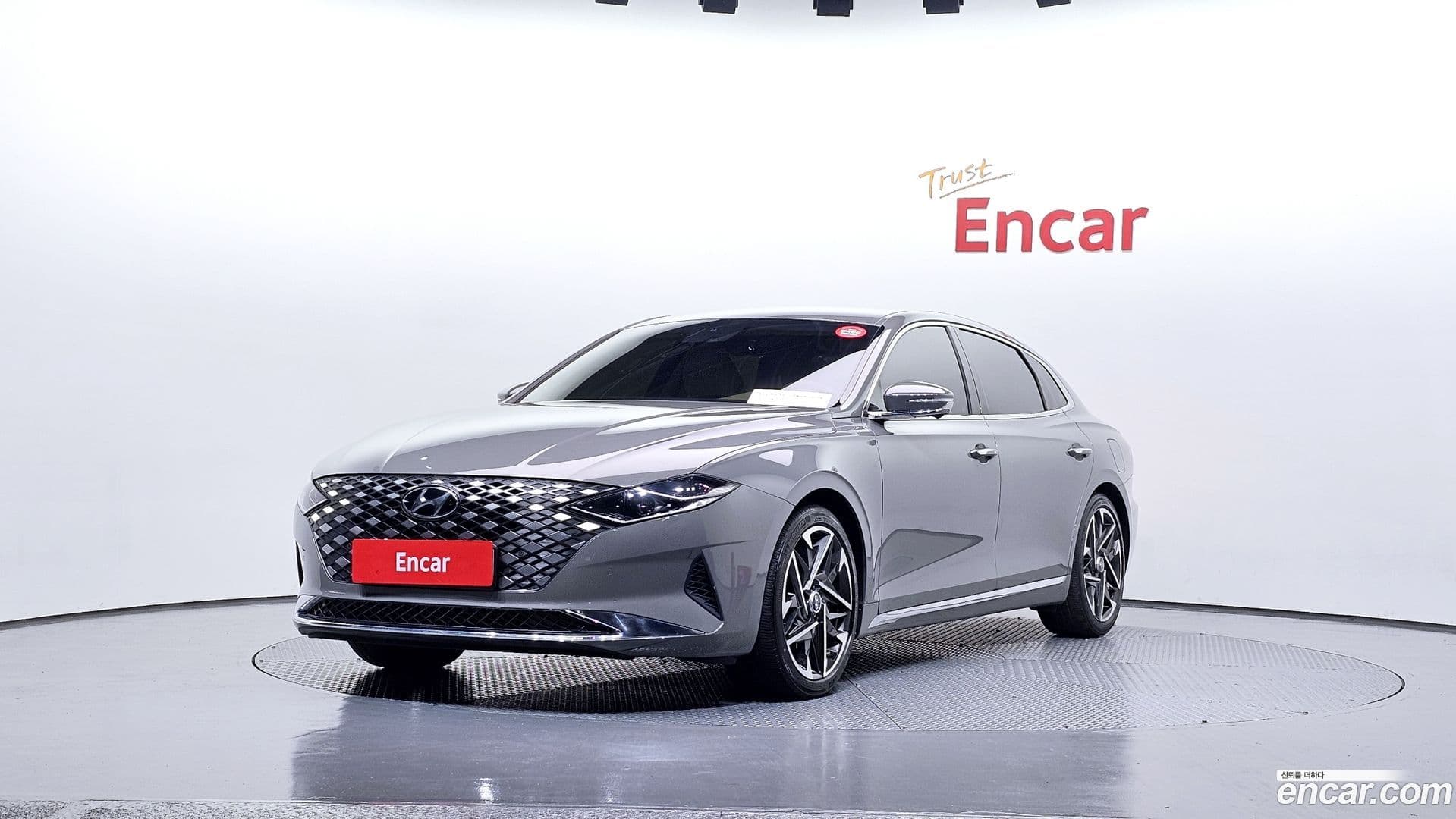 Main__Slider__Photo:Grandeur Hyundai 2021.5-0
