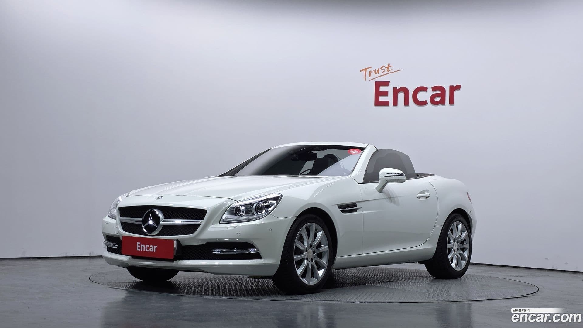Main__Slider__Photo:SLK-Class Mercedes-Benz 2013.5-0