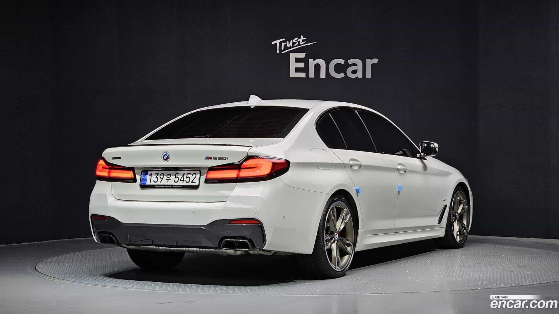 5-Series BMW 2023.8-OUTER-002