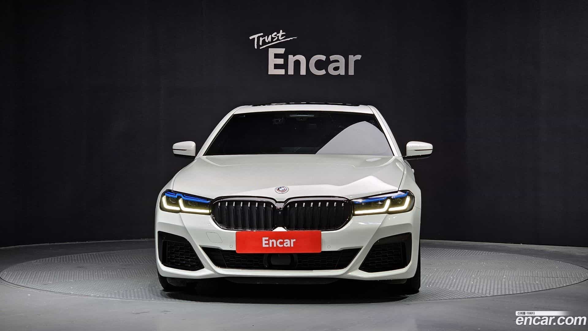 5-Series BMW 2023.8-OUTER-003