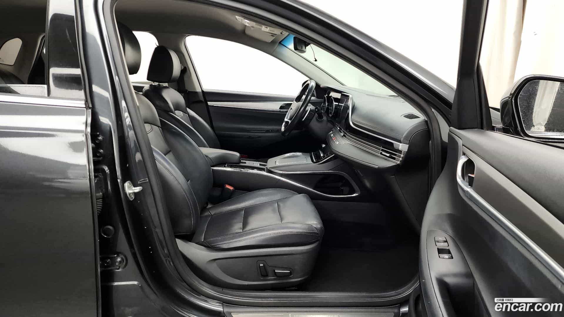 Grandeur Hyundai 2020.9-OPTION-015