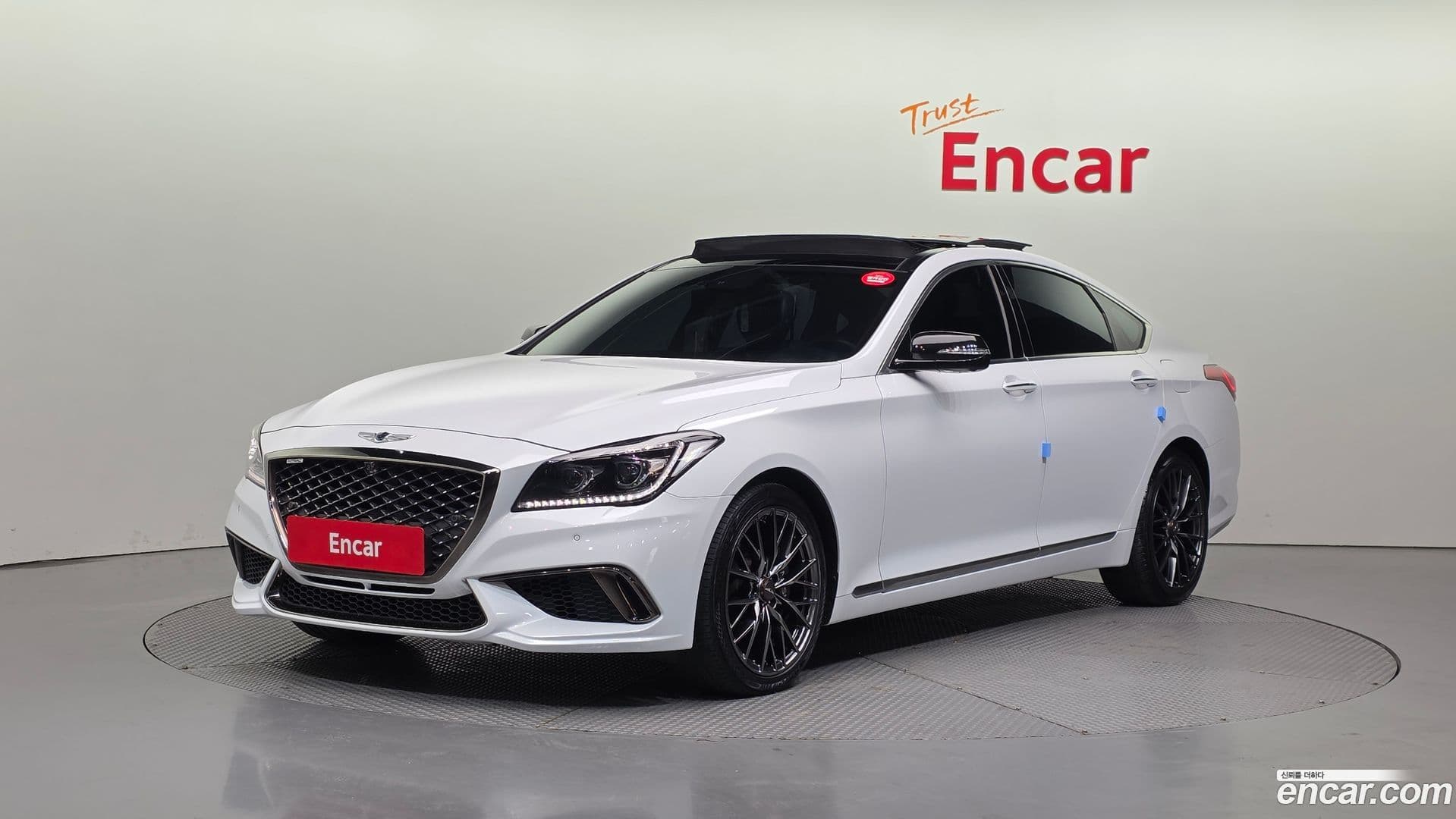 Main__Slider__Photo:Genesis Hyundai 2016.2-0