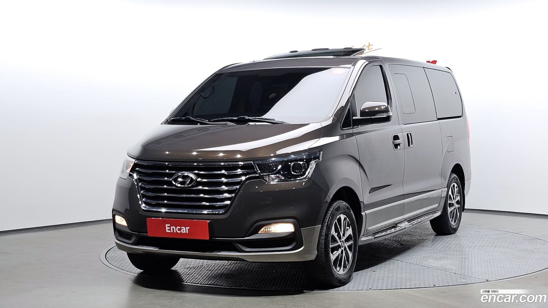 Main__Slider__Photo:Starex Hyundai 2020.7-0