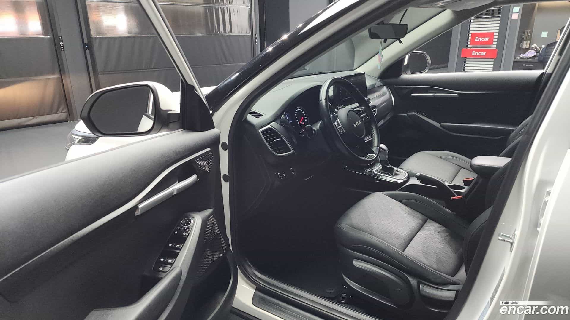 Seltos Kia 2021.10-INNER-010