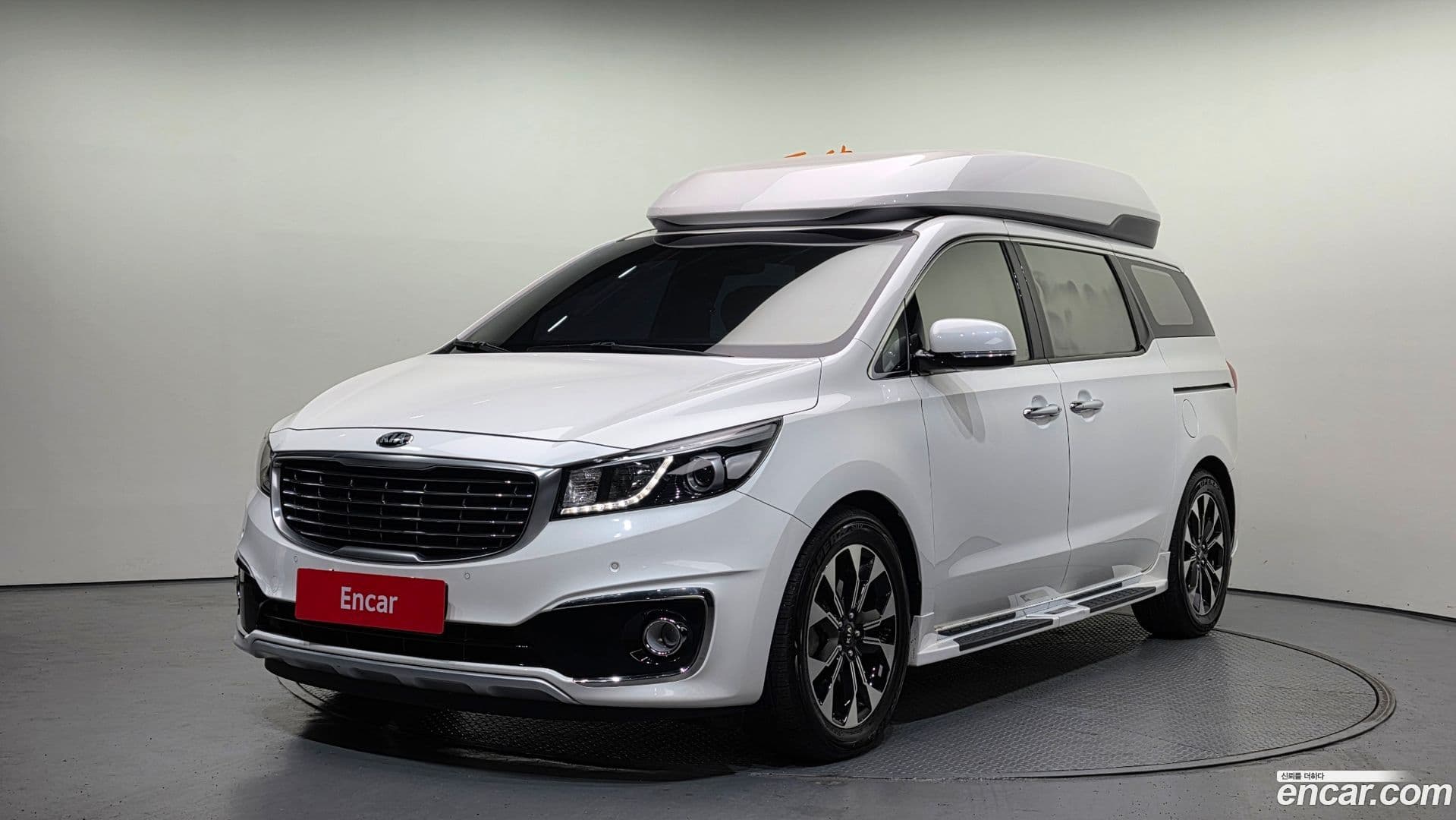 Main__Slider__Photo:Canival Kia 2015.4-0