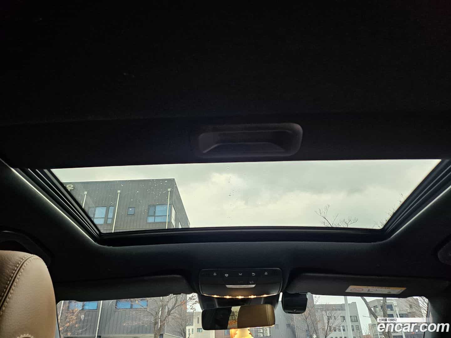 E-Class Mercedes-Benz 2022.4-OPTION-021