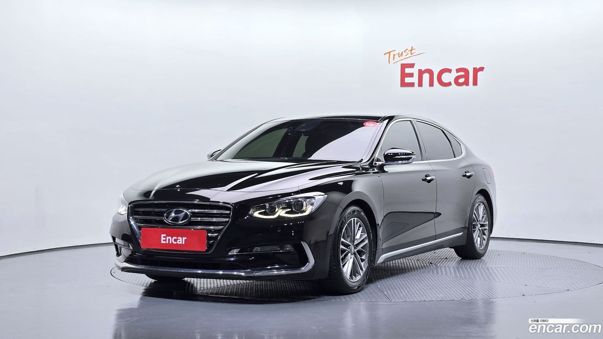 Main__Slider__Photo:Grandeur Hyundai 2017.0-0