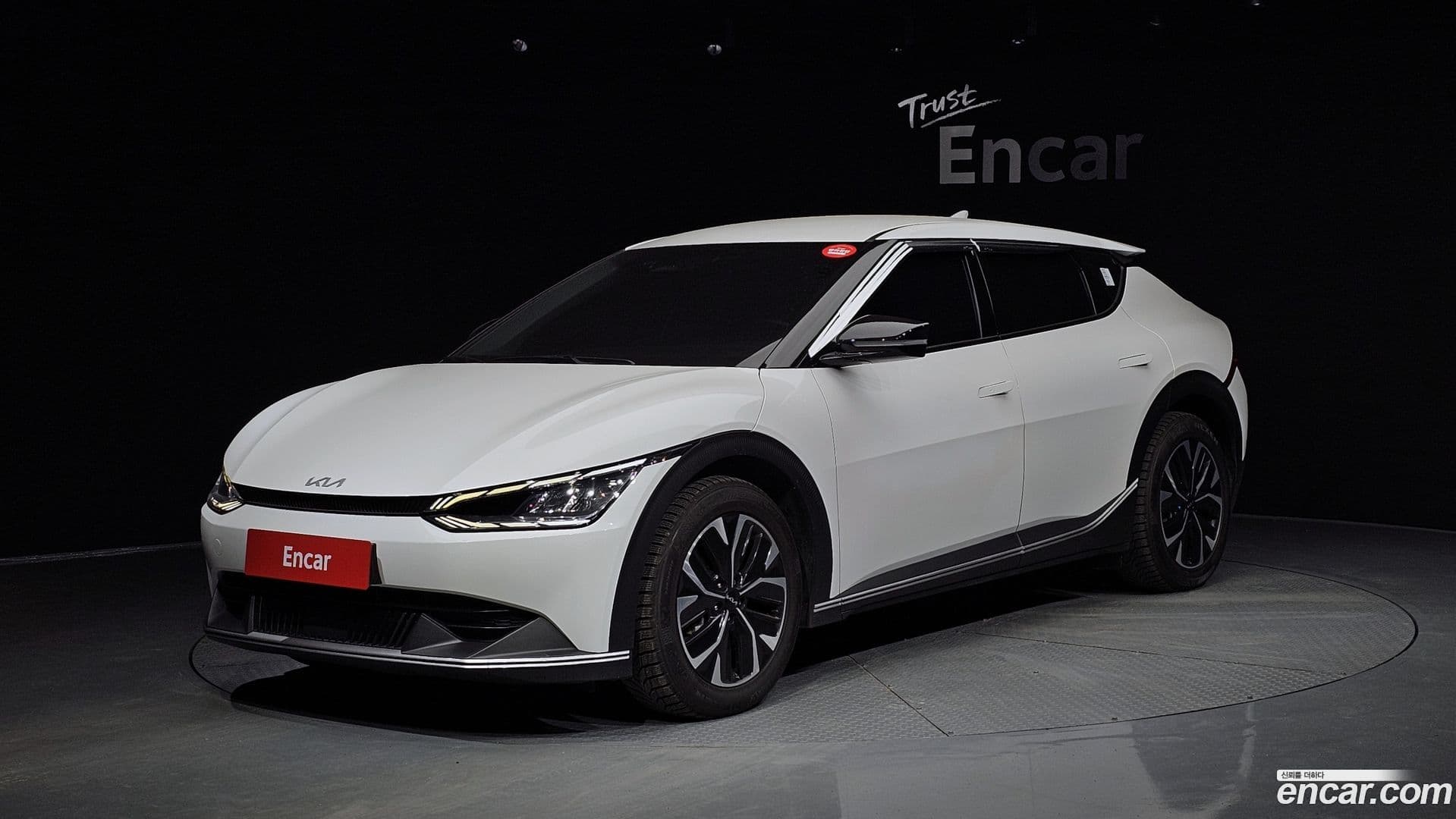 Main__Slider__Photo:EV6 Kia 2022.7-0