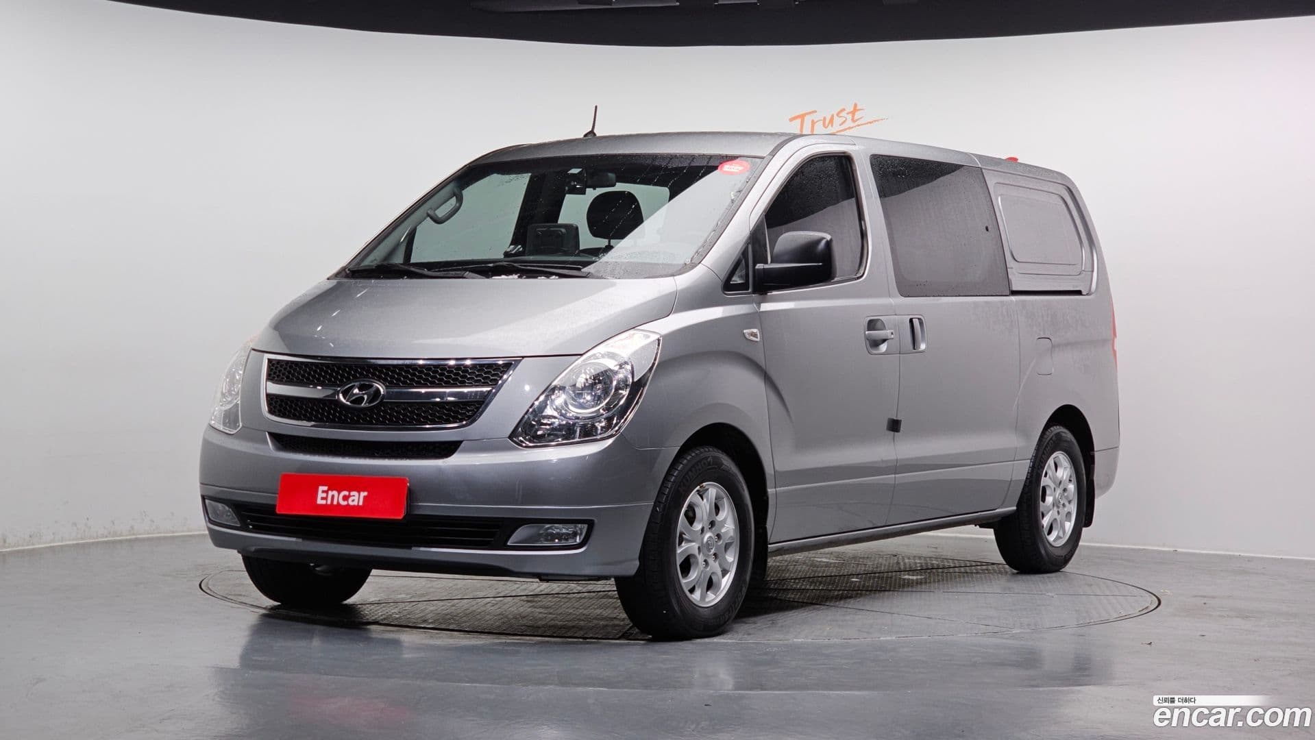 Main__Slider__Photo:Starex Hyundai 2015.2-0