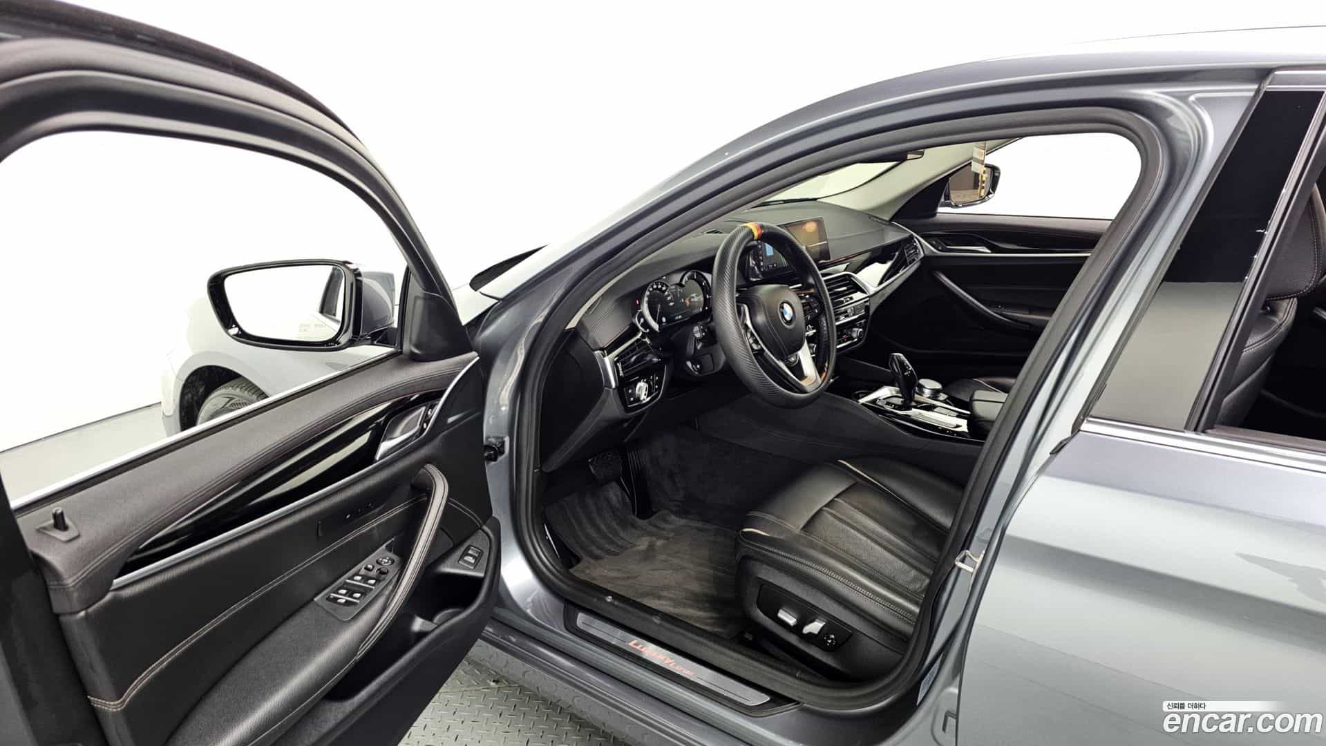 5-Series BMW 2018.3-INNER-010