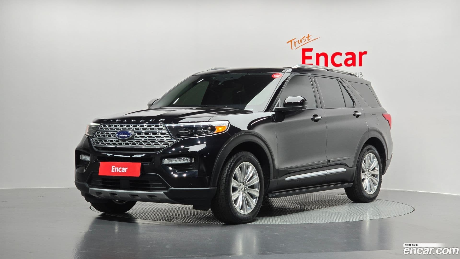 Main__Slider__Photo:Explorer Ford 2021.2-0