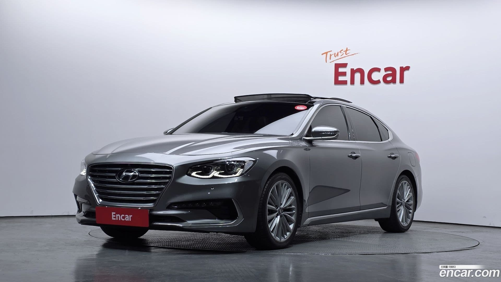 Main__Slider__Photo:Grandeur Hyundai 2017.0-0
