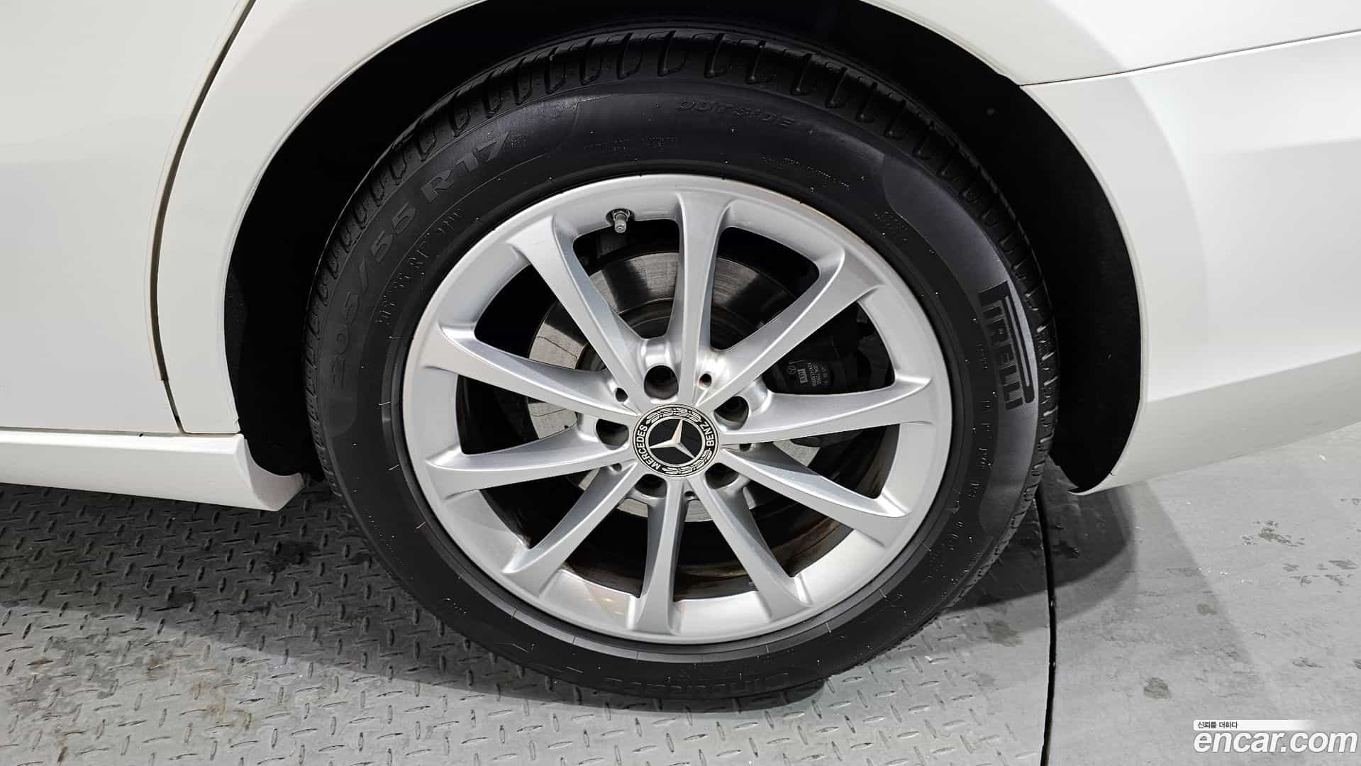 A-Class Mercedes-Benz 2020.9-OUTER-005