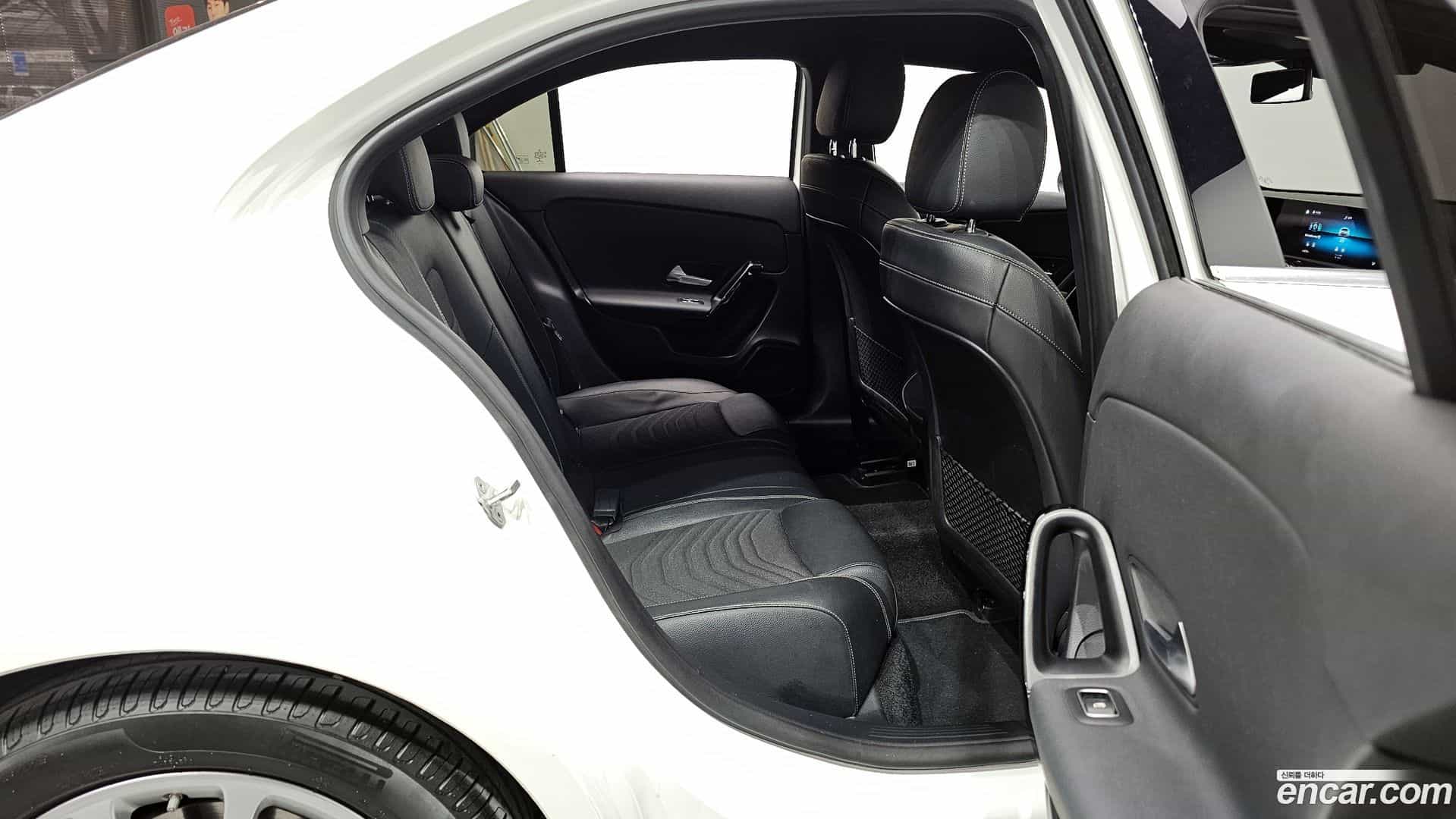 A-Class Mercedes-Benz 2020.9-OPTION-016