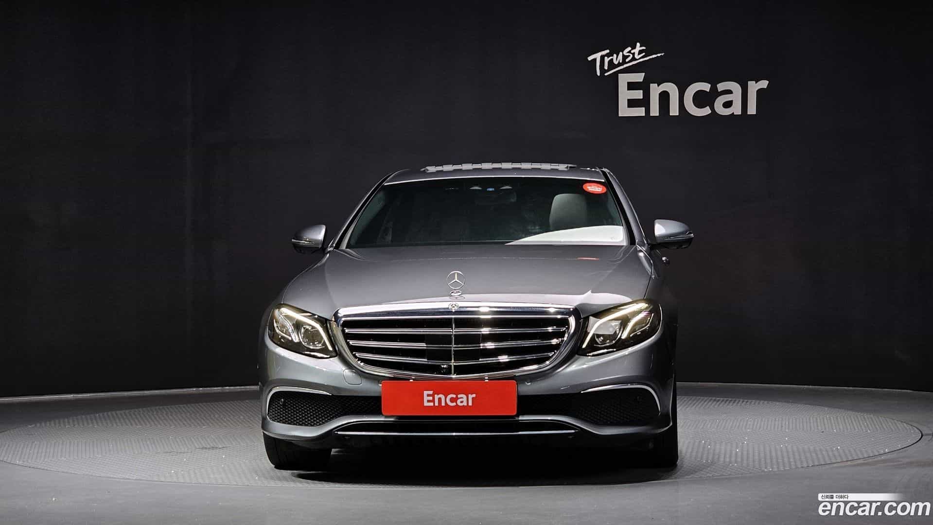 E-Class Mercedes-Benz 2020.4-OUTER-003