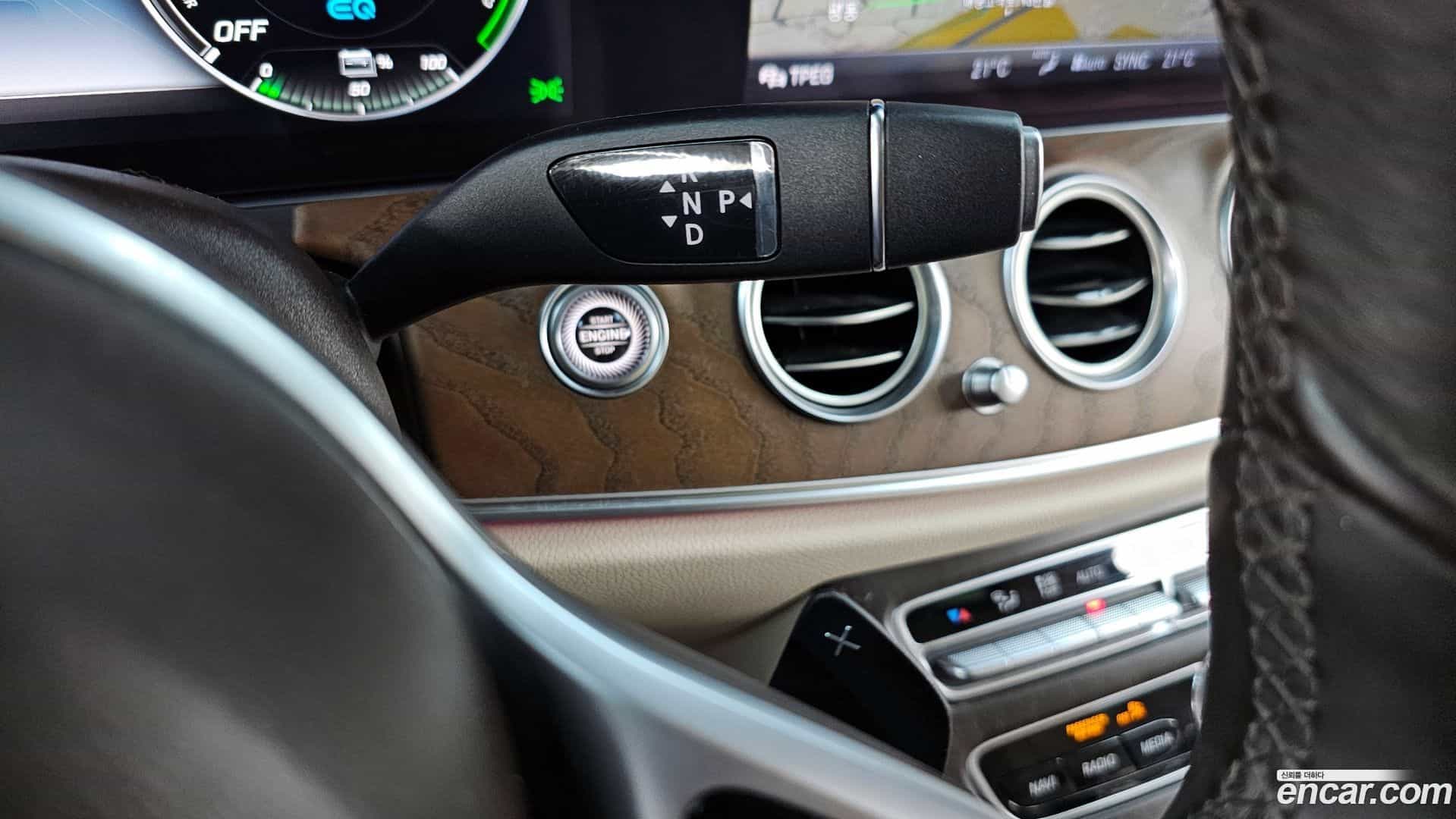 E-Class Mercedes-Benz 2020.4-INNER-009