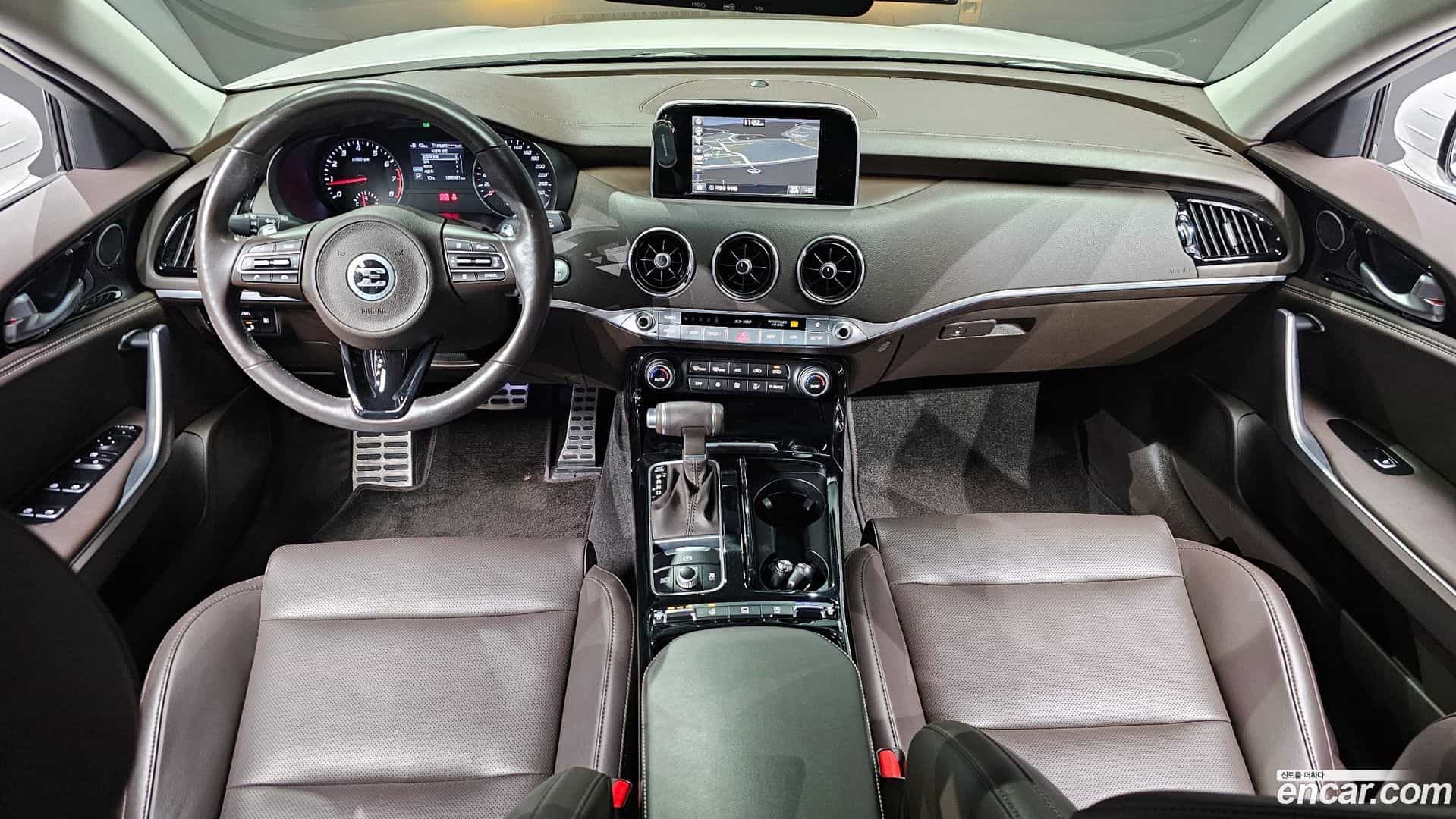 Stinger Kia 2017.11-INNER-007