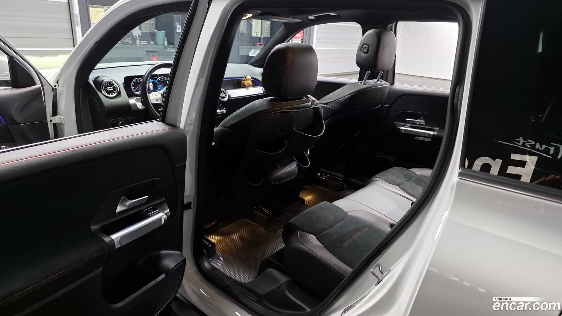 GLB-Class Mercedes-Benz 2021.5-OPTION-015