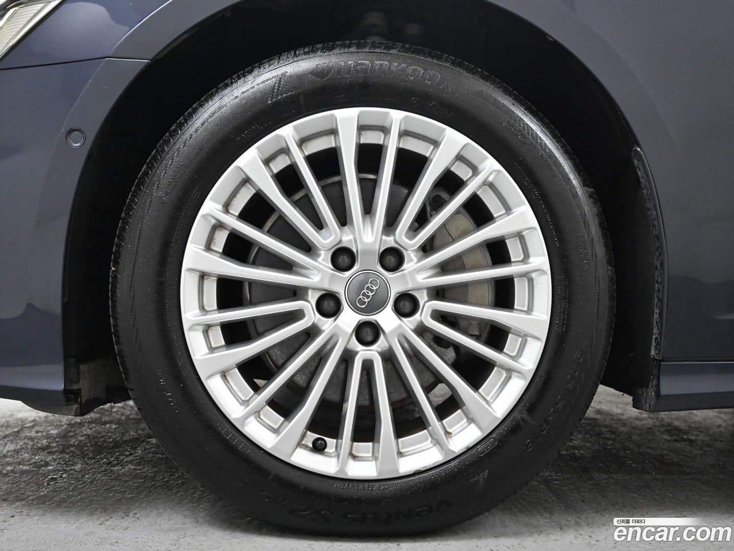 Main__Slider__Photo:A6 Audi 2020.10-4