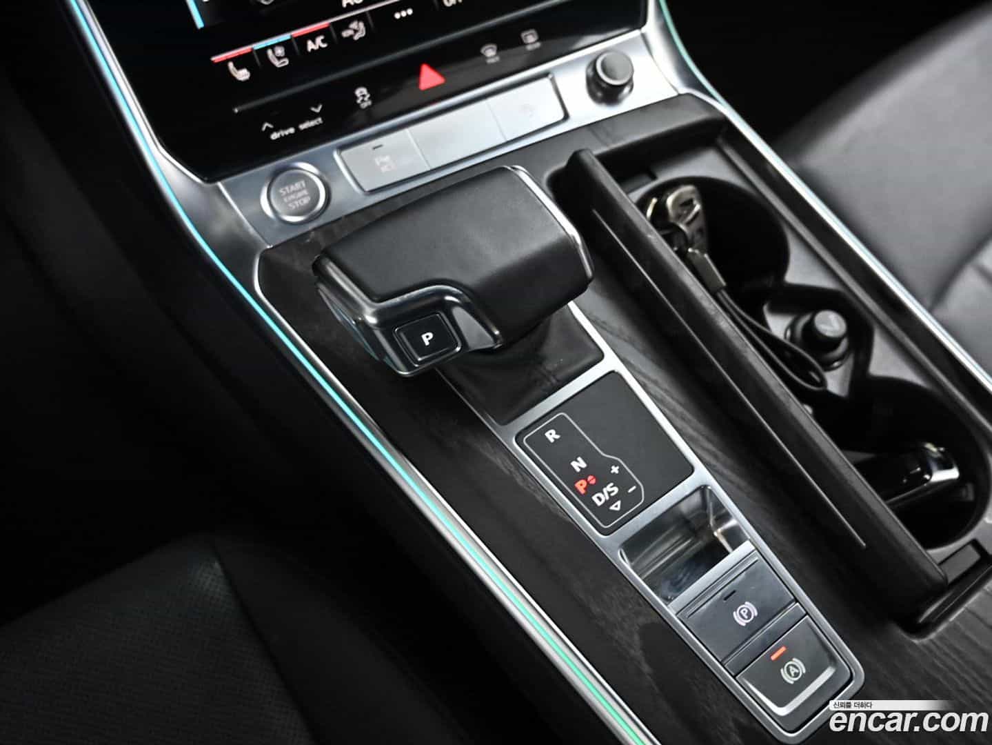 A6 Audi 2020.10-INNER-009