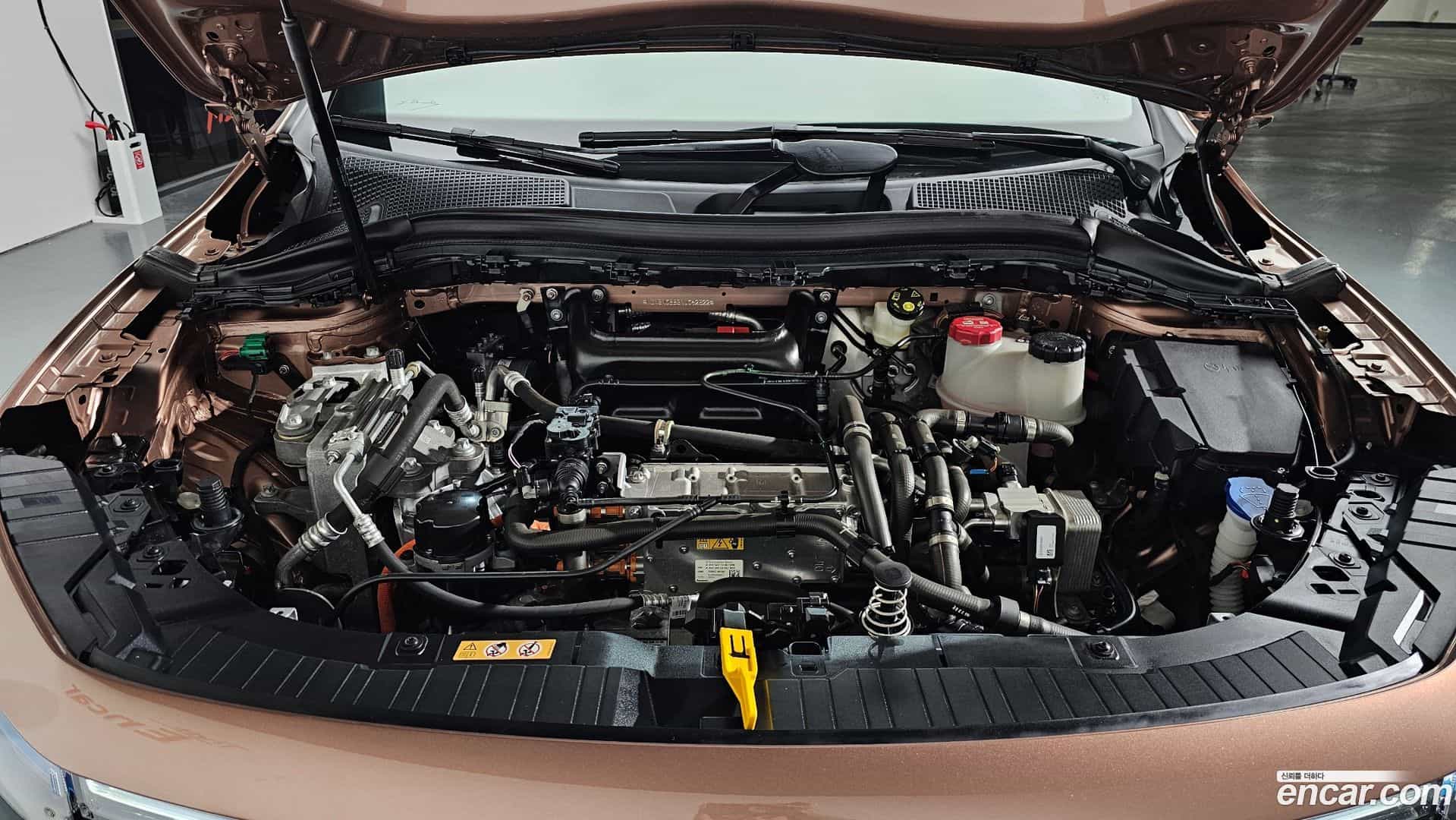 EQA Mercedes-Benz 2022.8-INNER-006
