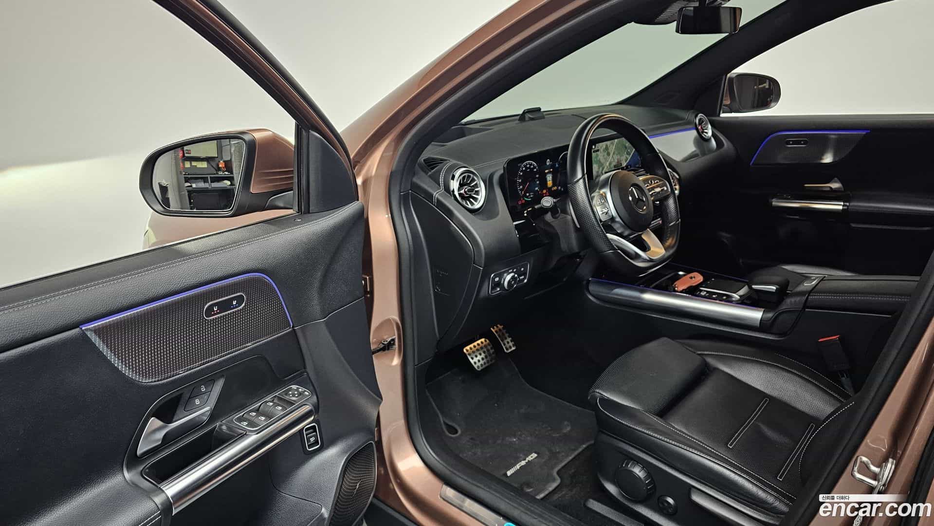 EQA Mercedes-Benz 2022.8-OPTION-015