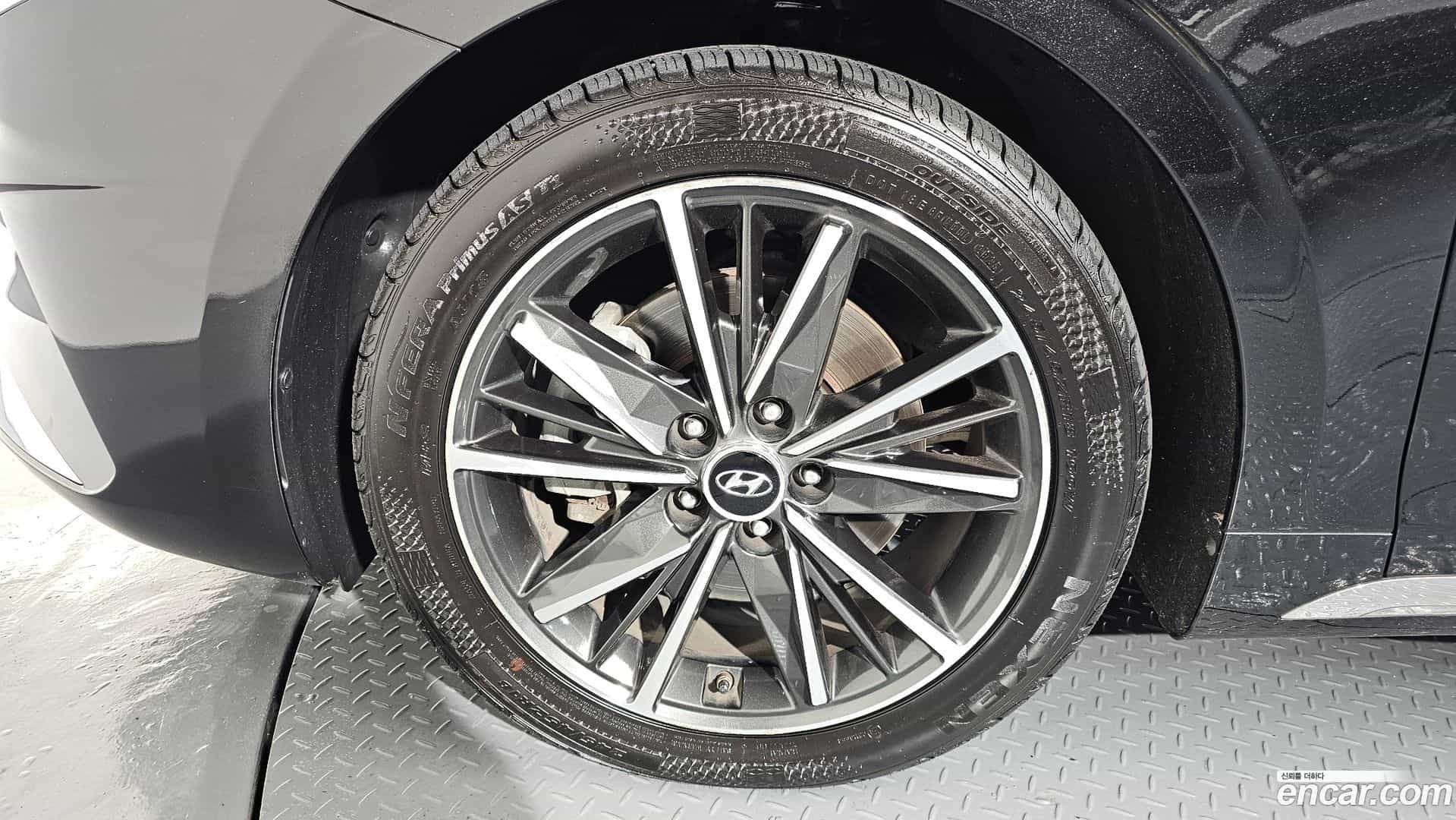 Grandeur Hyundai 2021.11-OUTER-005