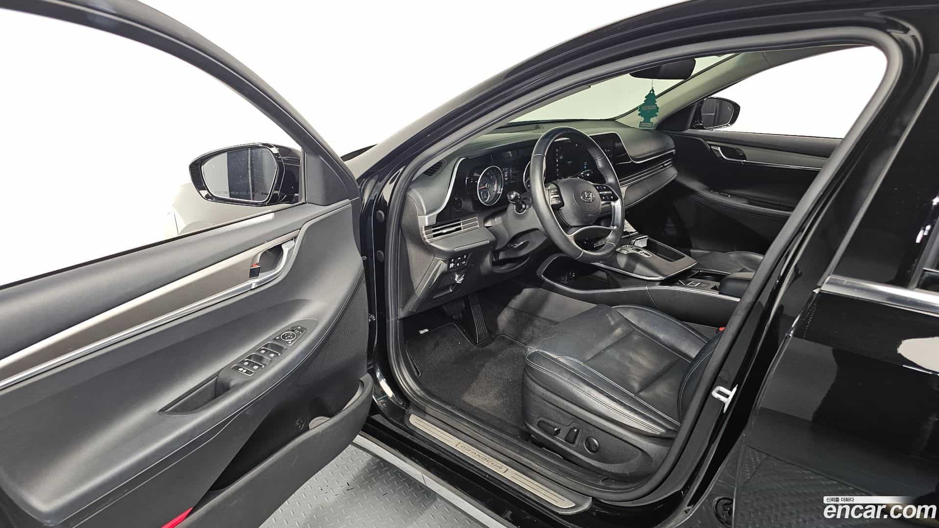 Grandeur Hyundai 2020.6-INNER-010