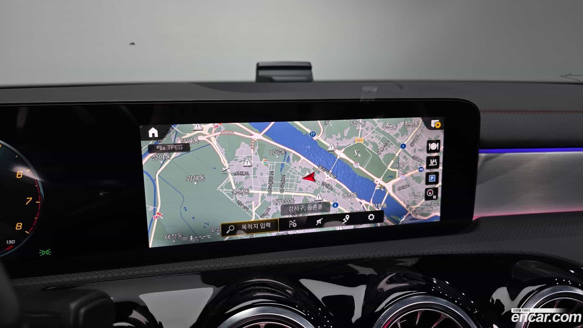 CLA-Class Mercedes-Benz 2022.11-OPTION-019